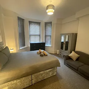 Apartment Luxury,location And Convenience F3 United Kingdom
